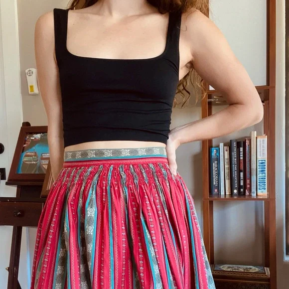 Traditional Vintage Austrian Skirt - Picture 4 of 6
